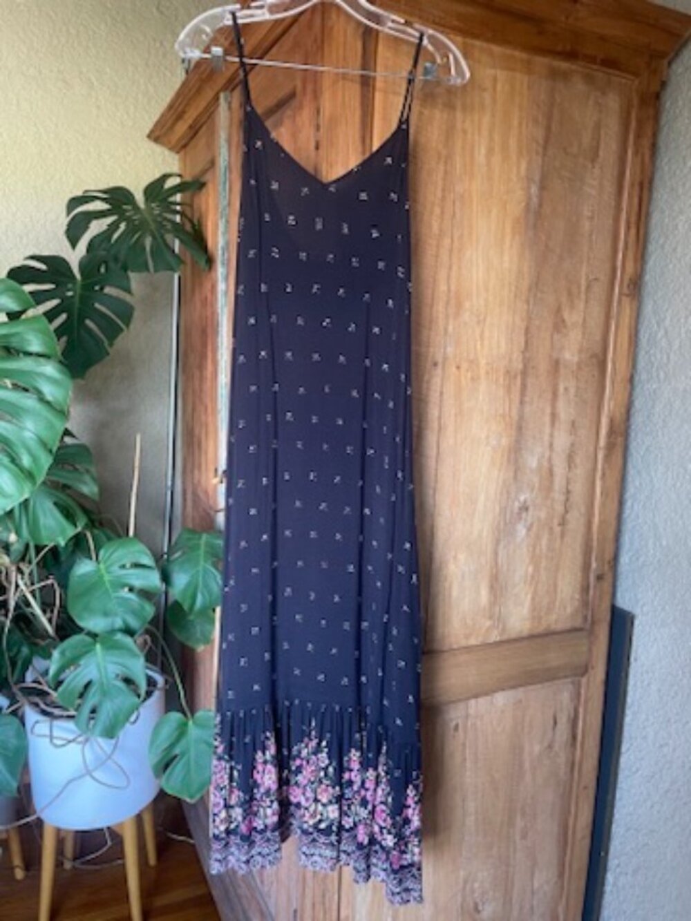 LOVESTITCH  Floral Cami Maxi Dress  I  Size S/M